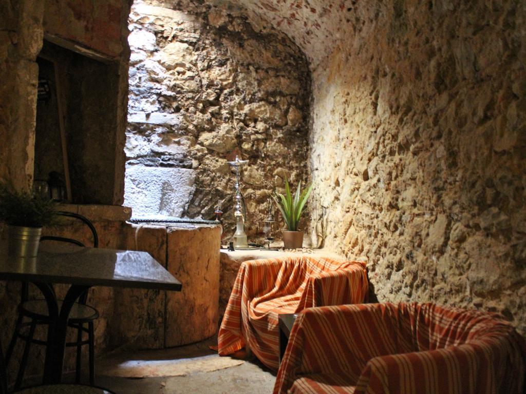 Hostel Johnie's Place & Lisbon