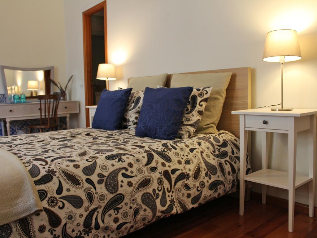 Hostel Johnie's Place & *