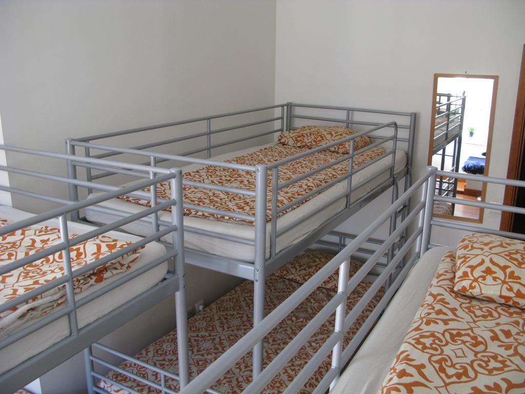 Hostel Johnie's Place &